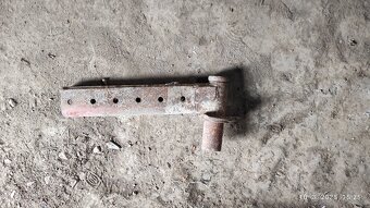 Predam nahradne diely na Zetor 8011 - 10