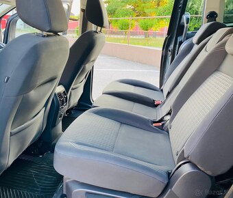 Ford Grand C-Max 2.0TDCi Titanium - 10