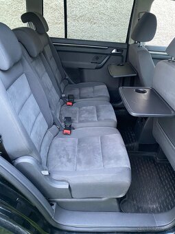 Volkswagen Touran 2.0TDI 103kw Bi-Xenon,Navi - 10