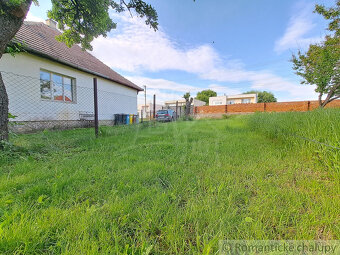 Dom v krásnej obci Podhorany s lesným prostredím, pozemok - 10