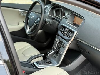 VOLVO V40 2.0 D3 Automat INSCRIPTION - 10