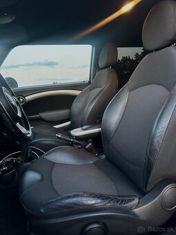 Mini Cooper S 1.6 Turbo 128 kW – Po servise – TOP výbava - 10