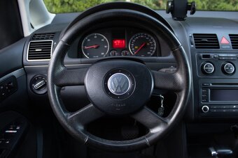 VW Volkswagen Touran 1.9 TDI DSG - 10