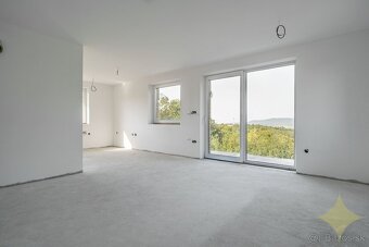 REZERVOVANÉ - Exkluzívne ponúkame na predaj, krásnu novostav - 10