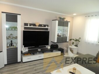 RK EXPRES - na predaj 3 izbový byt v Handlovej, kompletná re - 10