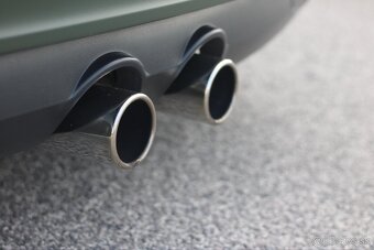 Volkswagen Golf R32 V6 184kw - 10