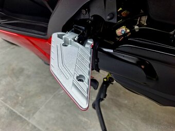SYM JET X 125i + TOP STAV + ZÁRUKA - 10