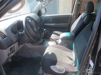 Toyota Hilux 2,5 106kw - 10