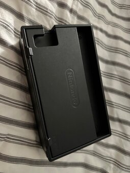 Nintendo Switch (2017) - 10