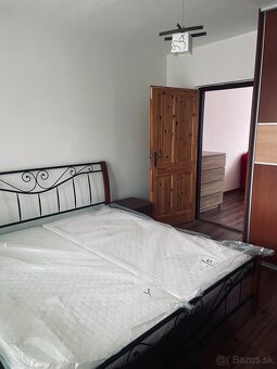 Prenajmem 2izbový byt v centre mesta Poprad - 10