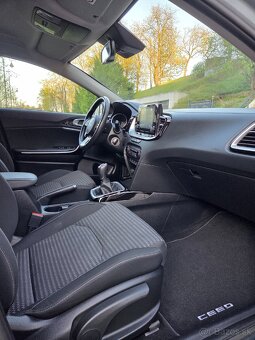 Kia Ceed SW 1.5 T-GDi 117.5kw - Gold - 10