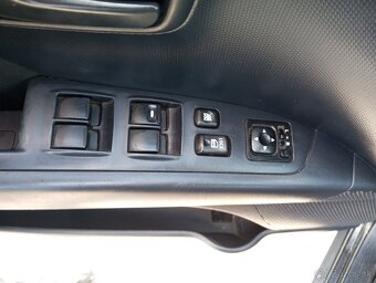 Mitsubishi Outlander 4x4 - 10