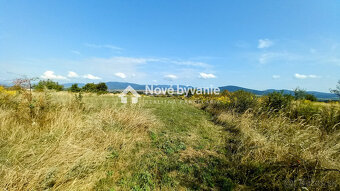 Slnečná záhrada nad obcou Gyňov - 10