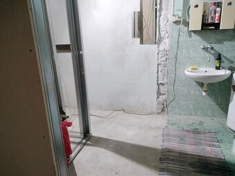 3 izbový rodinný dom 124 m2 pozemok 691 m2 v obci Šintava - 10