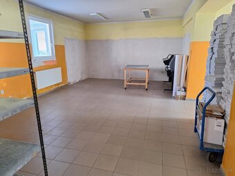 Prenájom 910m2 priestorov pre obchod alebo sklad - 10