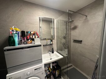 Prenajmem 1/2 izbovy byt novo zariadeny 430€ - 10