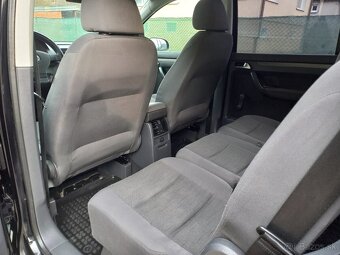 Volkswagen Touran 1.9 TDi,HIGHLINE Facelift - 10