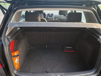 Volkswagen Golf 5 - výborný stav - 10