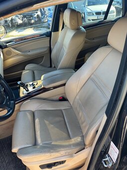 Rozpredam bmw e70 210kw - 10