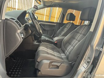 Volkswagen Touran 1.6 TDI MATCH Comfortline - 10