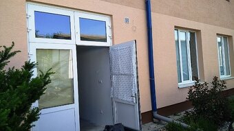 Kancelársky priestor na prenájom, Bazová ulica - 10