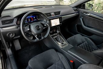 Superb Sedan SPORTLINE 2.0TDI DSG 4x4 - 10