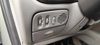 Renault Megane scenic - 10