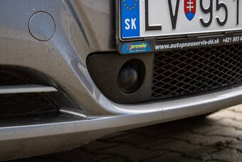 BMW Rad 3 Touring 325i E91 xDrive LCI, 160kW, M6 - 10