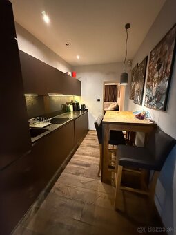 3 izb. tehlový byt s balkónom a garážou, Staré mesto - 10
