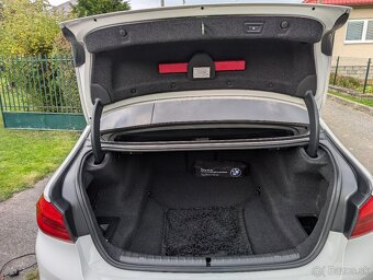 BMW 540i xDrive - 10