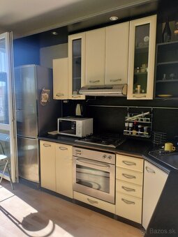 Predaj 3-izbový byt na KVP - 10