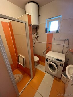 Na predaj rodinný dom v obci Viničky - 10