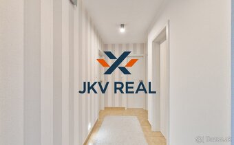 Luxusný bungalov Smolenice s bazénom, výhľadmi a súkromím. - 10