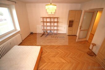 PRENÁJOM 1 izb BYT 50 m3 B.Björnsona Prievidza - 10