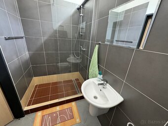 -Komerčný priestor na predaj – Piešťany - 10