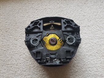 Predám hnedé airbagy Škoda Superb 2 L&K - 10