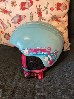 Lyže-lyžiarky.helma - dieťa - 10