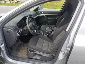 Predám Škoda Octavia ll facelift kombi 1.9tdi 77kw - 10