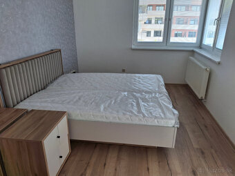 Prenájom 3 - izbového zariadeného bytu Hliny 8 s parkovaním - 10