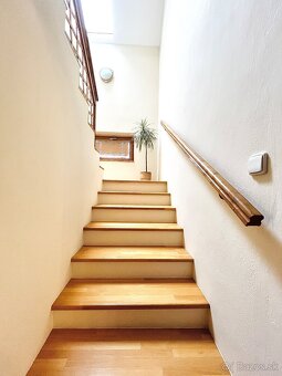 PREDAJ priestranný 4 izbový rodinný dom, Sokolovce - 10