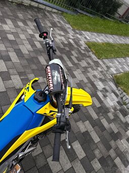 Suzuki RMZ-250 2023 - 10