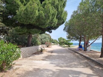 CHORVÁTSKO - Apartmán s bazénom v modernom dome - MANDRE, os - 10