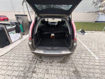 Citroën C4 Grand Picasso - 10