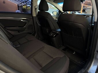 Predám Hyundai i 40 CW 1.7CRDi automat - 10