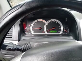 Predávam Chevrolet Captiva - 10