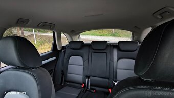 Audi Q5 3.2 FSI quattro (benzín, 2009) - 10