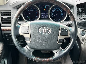 Toyota Land Cruiser 200 4.5 D - 10
