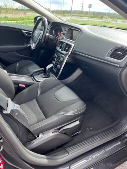 Volvo v40 d3 nafta automat - 10