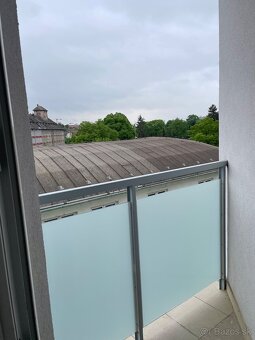 Predáme štýlovú garsónku v centre Nitry s pivnicou - 10