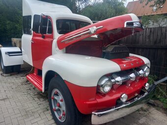Predám Ford Big Job F-7 Custom TRUCK - 10
